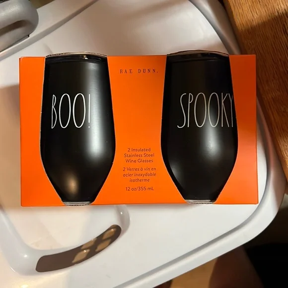 NWT Wine Glasses - Picture 1 of 5